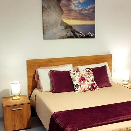 Large And Modern Apartment In The Centre Of Malta Mosta Luaran gambar