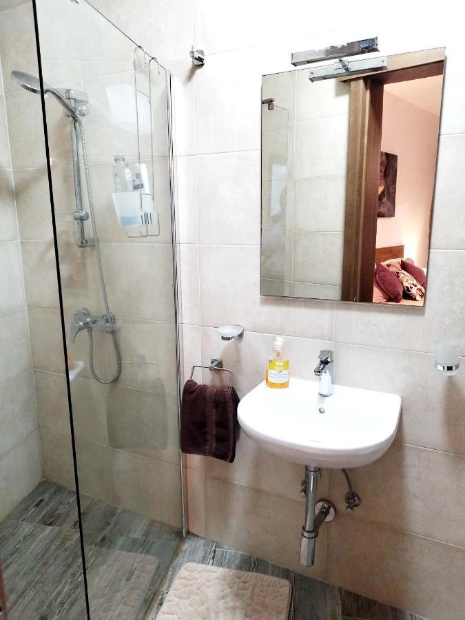 Large And Modern Apartment In The Centre Of Malta Mosta Luaran gambar