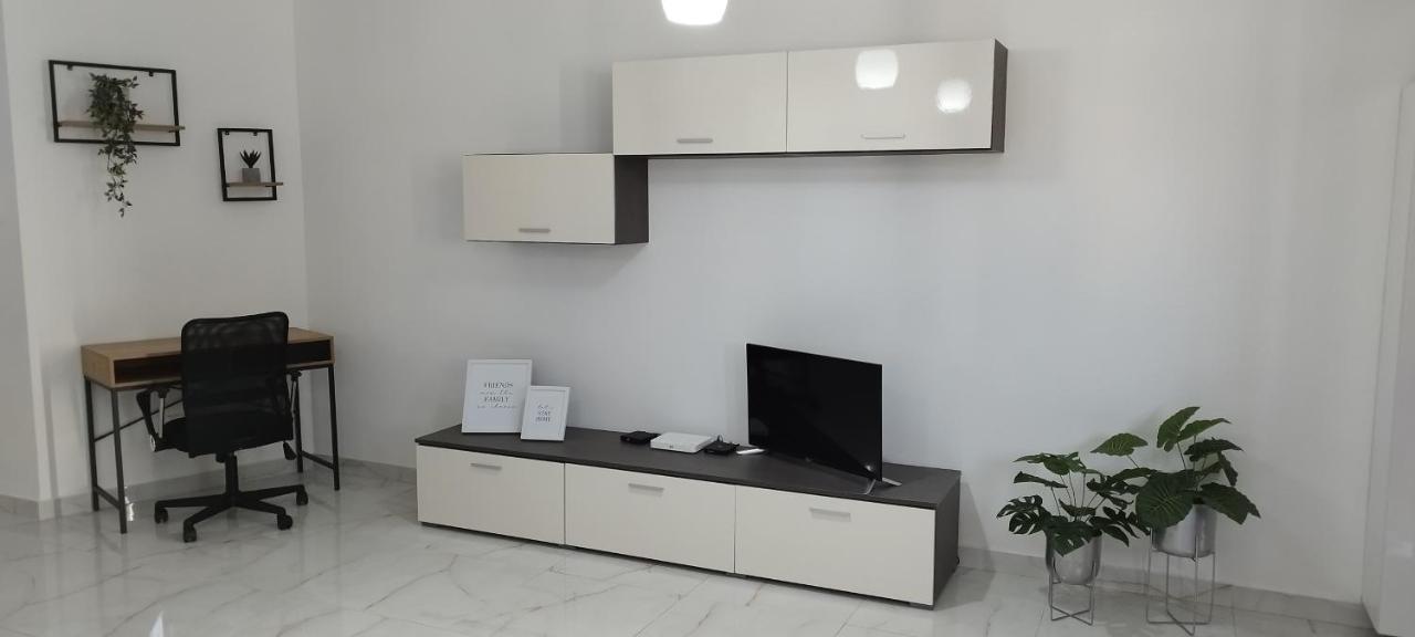 Large And Modern Apartment In The Centre Of Malta Mosta Luaran gambar