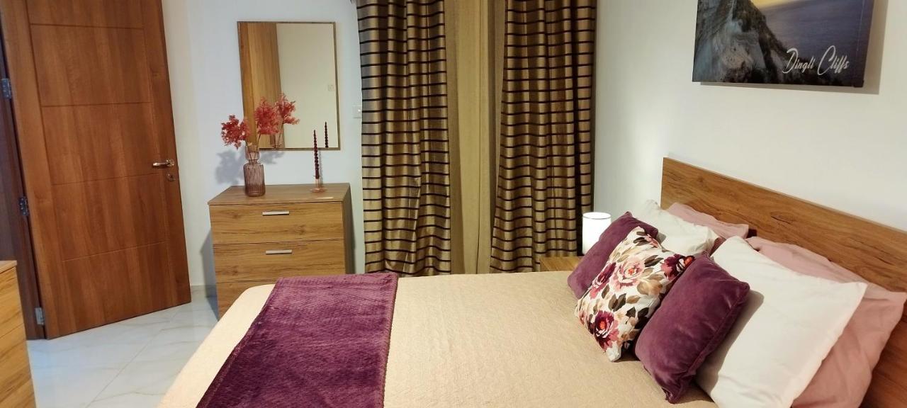 Large And Modern Apartment In The Centre Of Malta Mosta Luaran gambar