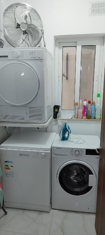 Large And Modern Apartment In The Centre Of Malta Mosta Luaran gambar